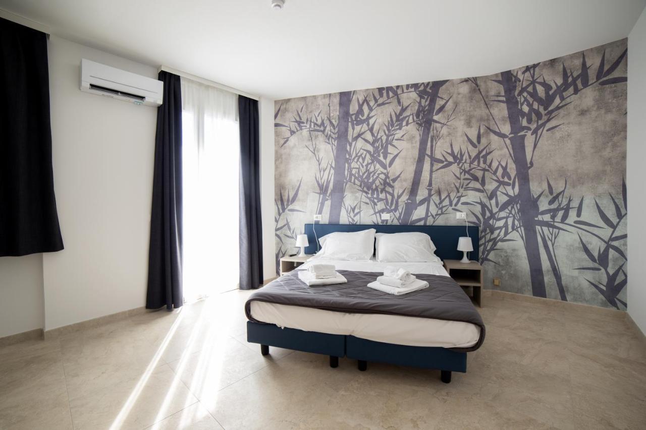 Residence Molino - Holiday Apartments Манерба-дель-Гарда Екстер'єр фото
