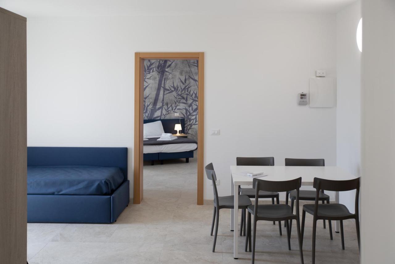 Residence Molino - Holiday Apartments Манерба-дель-Гарда Екстер'єр фото