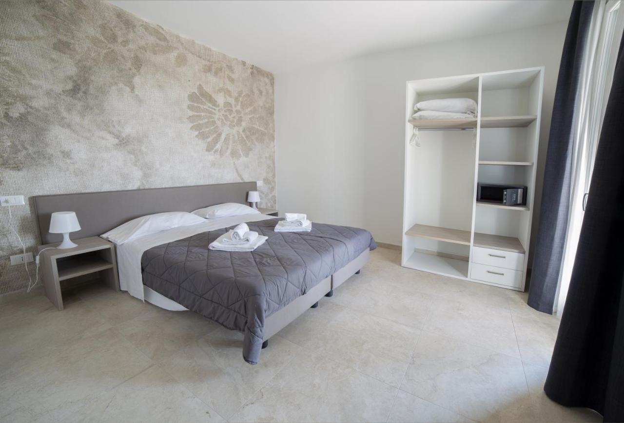 Residence Molino - Holiday Apartments Манерба-дель-Гарда Екстер'єр фото