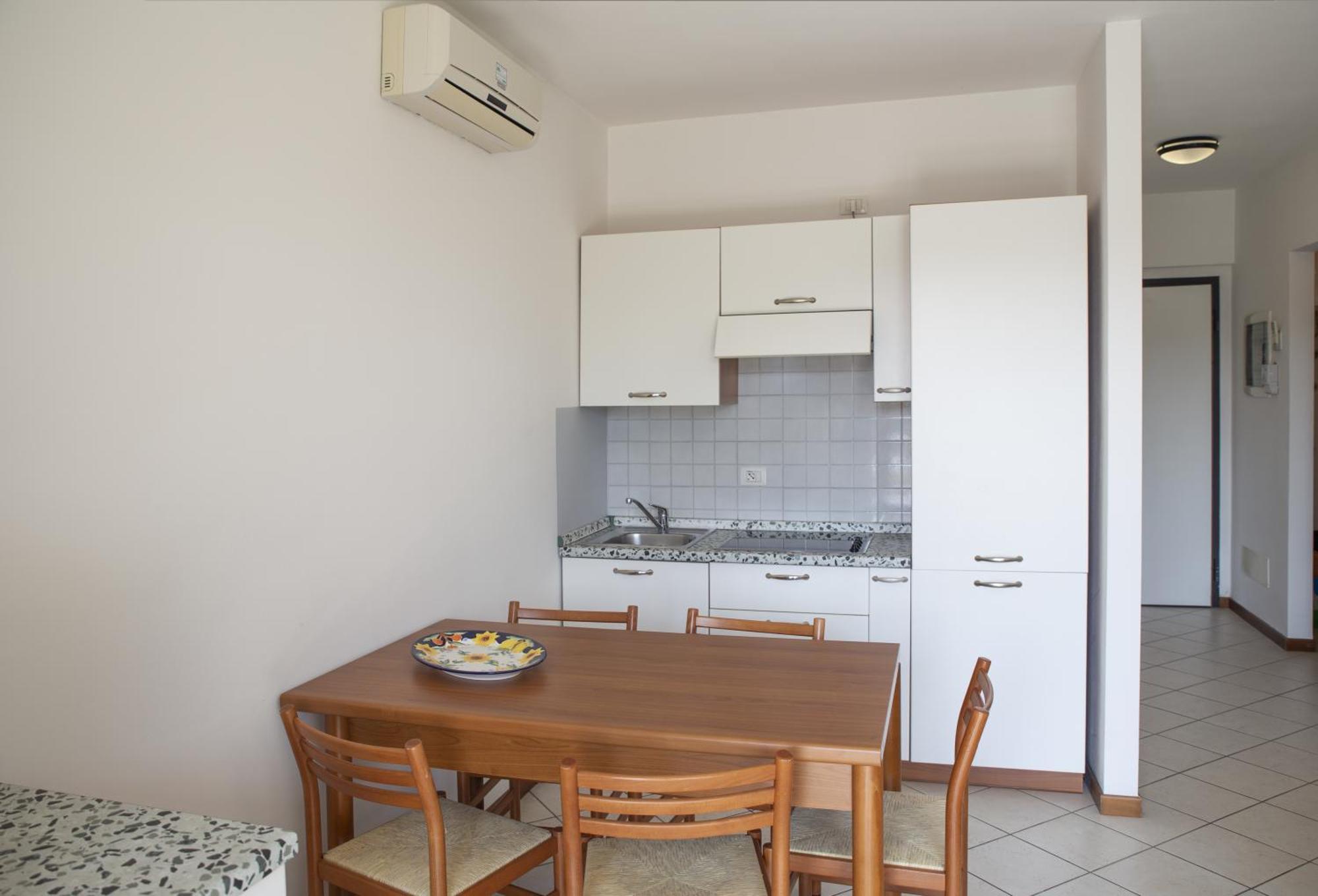 Residence Molino - Holiday Apartments Манерба-дель-Гарда Екстер'єр фото