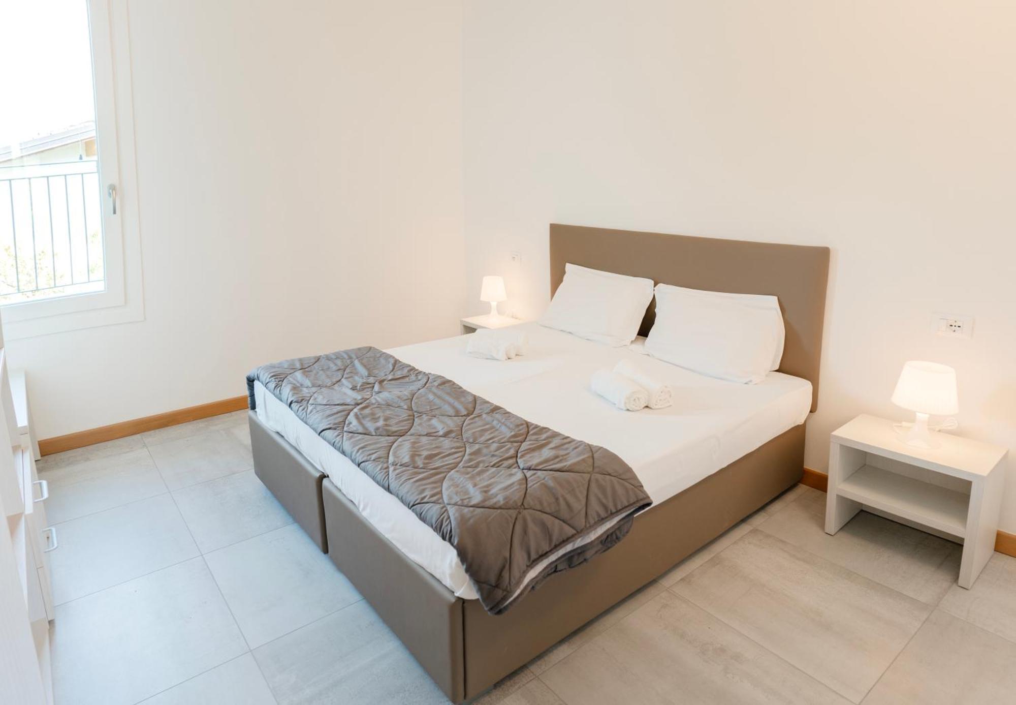Residence Molino - Holiday Apartments Манерба-дель-Гарда Екстер'єр фото